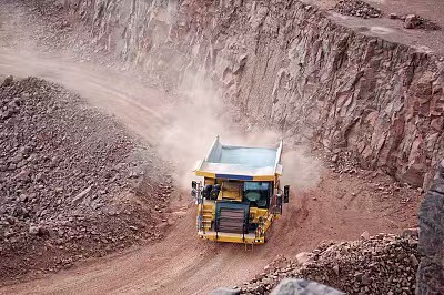 Open-pit mine haul road considered during mining tyre selection